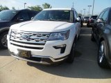 2018 White Platinum Ford Explorer Limited 4WD #129439538