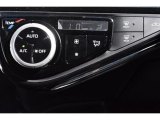2019 Toyota Prius c LE Controls