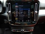 2019 Volvo XC40 T5 Momentum AWD Controls