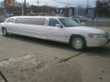 2001 Vibrant White Lincoln Town Car Executive Limousine #12956402