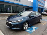 2019 Chevrolet Cruze LT Front 3/4 View