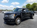2019 Ford F350 Super Duty Platinum Crew Cab 4x4 Front 3/4 View