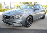 2018 Volvo V60 Cross Country T5 AWD Front 3/4 View
