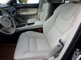 2019 Volvo XC90 T5 AWD Momentum Front Seat