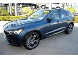 2019 Volvo XC60 T5 AWD Momentum Front 3/4 View