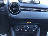 2019 Toyota Yaris LE Controls