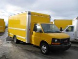 2005 Yellow GMC Savana Cutaway 3500 Commercial Moving Truck #13014854