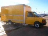 2005 Yellow GMC Savana Cutaway 3500 Commercial Moving Truck #13014844