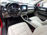 2019 Volvo XC40 T4 Momentum Blond Interior