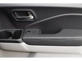 2019 Honda Ridgeline RTL Door Panel