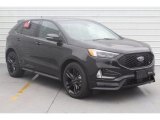 2019 Ford Edge ST AWD Front 3/4 View