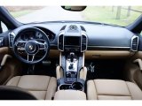 2016 Porsche Cayenne S Dashboard