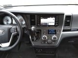 2019 Toyota Sienna SE Controls