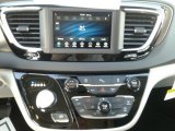2019 Chrysler Pacifica LX Controls