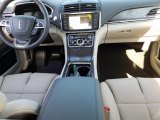 2019 Lincoln Continental Select Dashboard