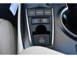 2019 Toyota Camry Hybrid XLE Controls