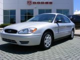 2006 Silver Frost Metallic Ford Taurus SE #13079726