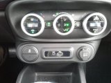 2019 Fiat 500L Trekking Controls