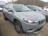 Sting-Gray Jeep Cherokee in 2019