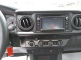 2019 Toyota Tacoma SR Access Cab 4x4 Controls