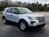 2019 Ford Explorer FWD Front 3/4 View