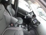 2019 Jeep Cherokee Latitude Plus 4x4 Front Seat