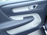 2019 Volvo XC40 T5 Inscription AWD Door Panel