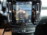 2019 Volvo XC40 T5 Momentum AWD Controls