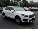 2019 Lincoln Nautilus Select Front 3/4 View