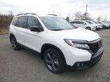 2019 Honda Passport Touring AWD Front 3/4 View