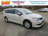2017 Bright White Chrysler Pacifica Touring #132581159