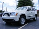 2009 Stone White Jeep Grand Cherokee Laredo #13234123
