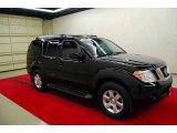 2008 Super Black Nissan Pathfinder SE #13231942