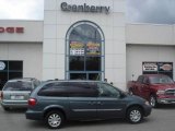 2006 Magnesium Pearl Chrysler Town & Country Touring #13230058