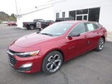 2019 Chevrolet Malibu RS Front 3/4 View