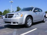 2009 Bright Silver Metallic Dodge Avenger SE #13234150