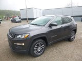 2019 Jeep Compass Latitude 4x4 Front 3/4 View