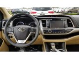 2019 Toyota Highlander XLE AWD Dashboard