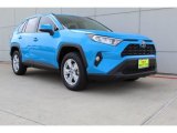 2019 Toyota RAV4 XLE Front 3/4 View