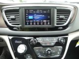 2019 Chrysler Pacifica Touring Plus Controls