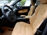 2019 Volvo XC60 T6 AWD Momentum Front Seat