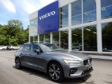 Volvo V60 2019 Data, Info and Specs