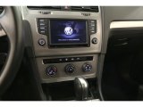2017 Volkswagen Golf SportWagen S Controls