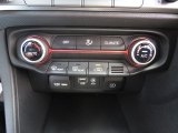 2019 Hyundai Veloster Turbo Controls