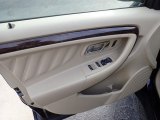 2018 Ford Taurus Limited Door Panel