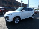 2020 Kia Soul S Front 3/4 View