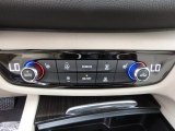 2019 Buick Regal Sportback Essence AWD Controls
