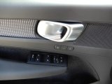 2020 Volvo XC40 T5 R-Design AWD Controls