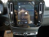 2020 Volvo XC40 T5 R-Design AWD Controls