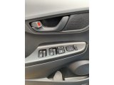 2020 Hyundai Kona SE AWD Controls